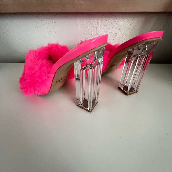 Cape Robbin Pink Furry Heels with Clear Lucite - Picture 2 of 4